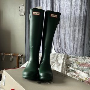NWT HUNTER W TALL RAIN BOOTS